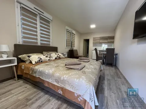 Sale, house, 400m², Tavrića obori, Jagodina - image 10