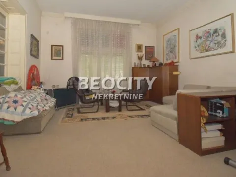 Prodaja, kuća, 250m², Centar, Subotica - image 17