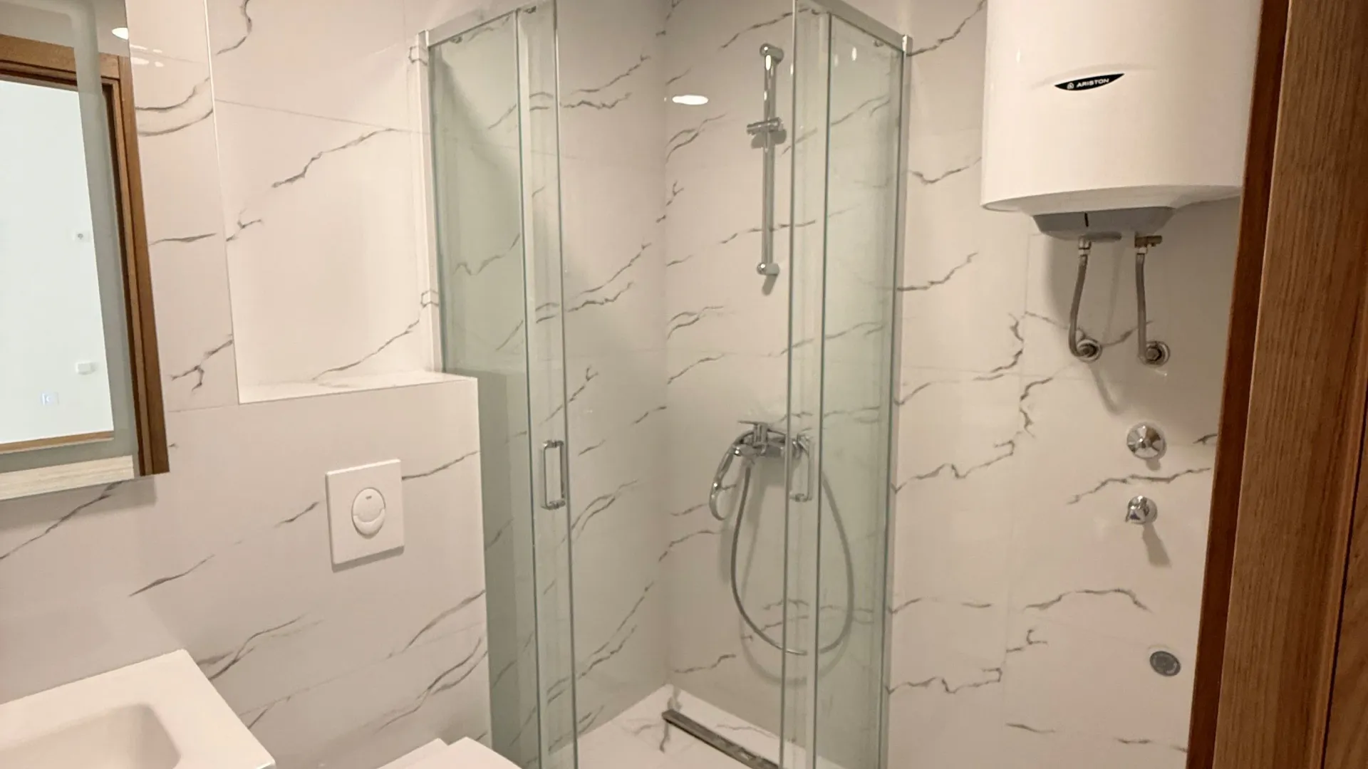 Prodaja, jednosoban stan, 54m², Pržno, Budva
