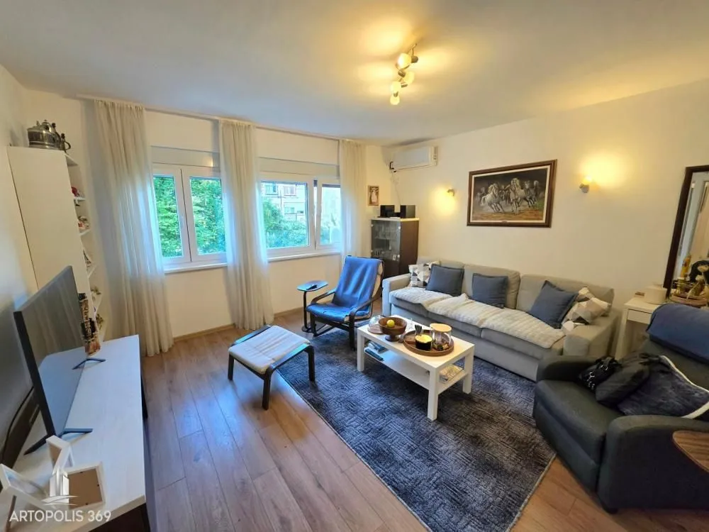 Prodaja, dvosoban stan, 59m², Železnik, Beograd