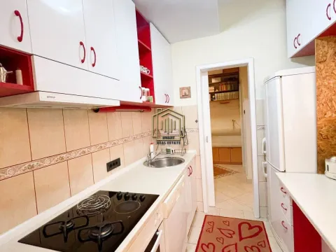 Rent, two bedroom apartment, 76m², Podgorica, Crna Gora - image 5