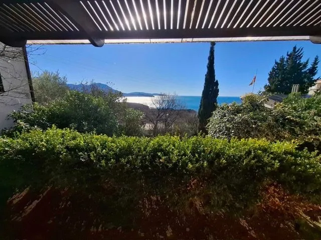 Sale, house, 121m², Zagrađe, Bar
