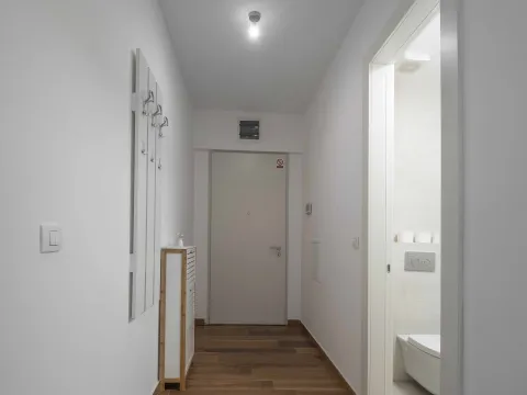 Rent, two bedroom apartment, 81m², Centar, Budva - image 12