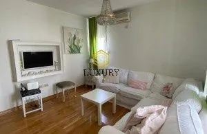 Prodaja, stan, 80m², Blok 5, Podgorica