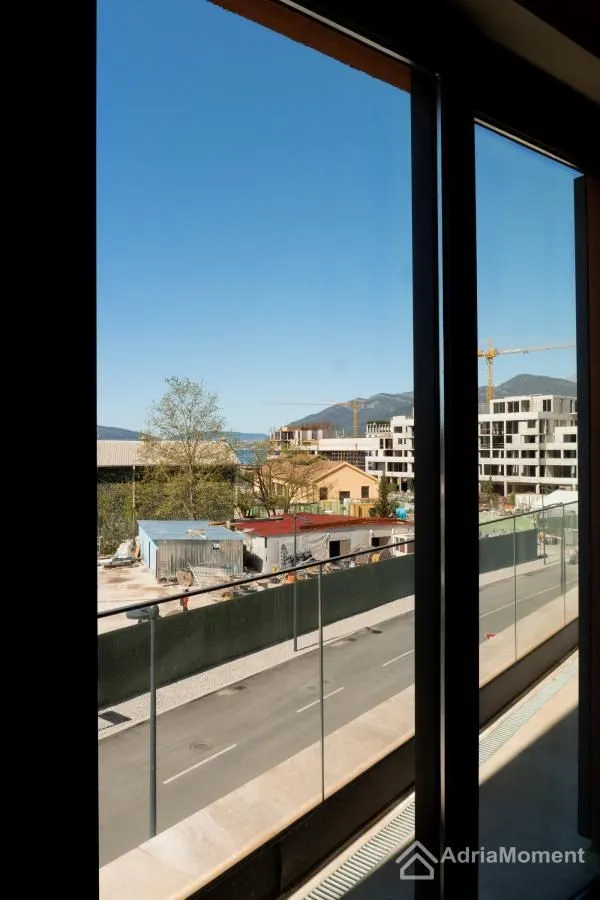 Prodaja, garsonjera, 62m², Tivat, Crna Gora