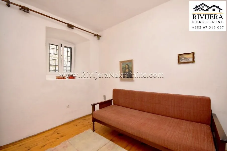 Prodaja, dvosoban stan, 54m², Centar, Herceg Novi