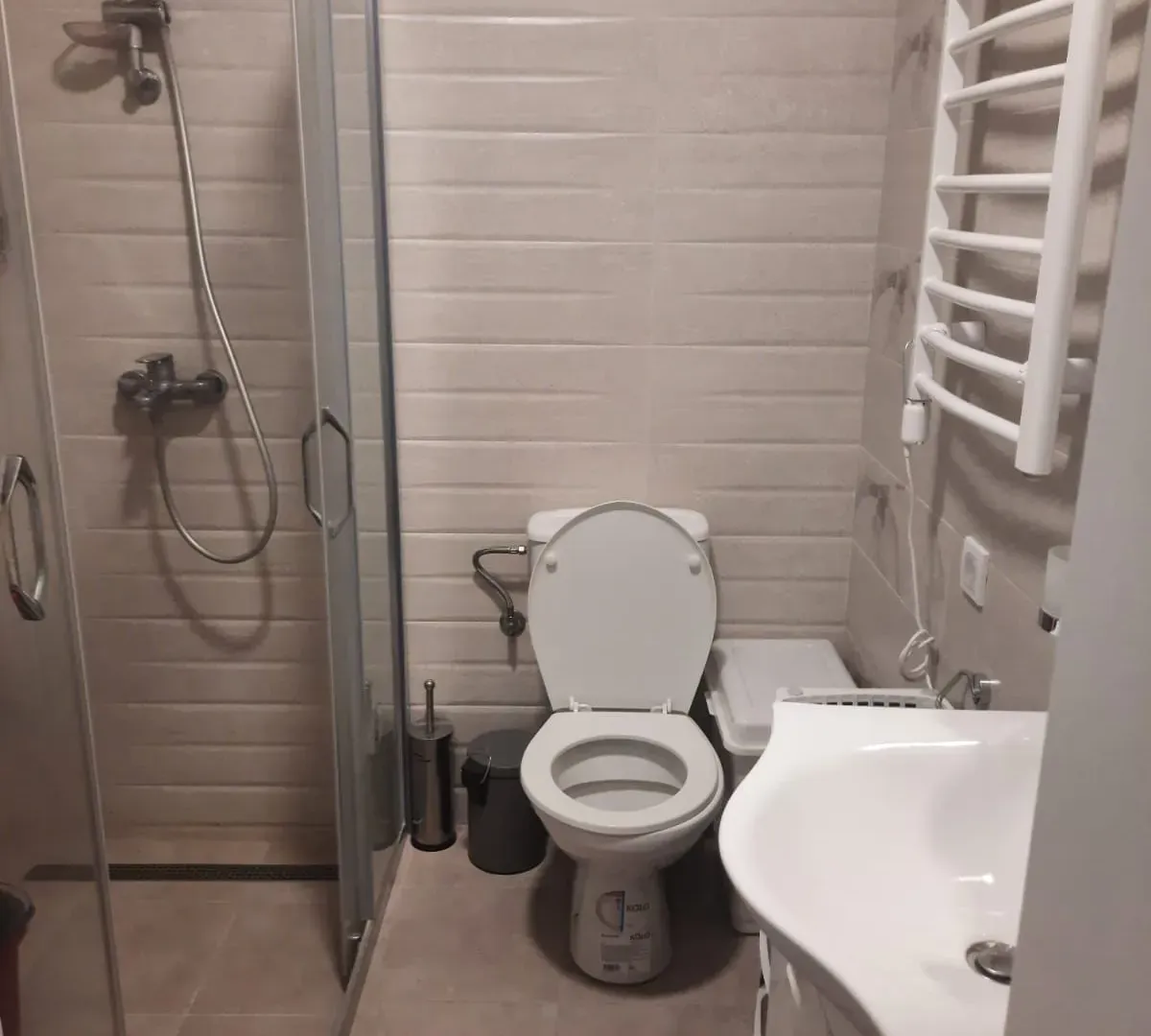 Rent, one bedroom apartment, 40m², Dobrota, Kotor