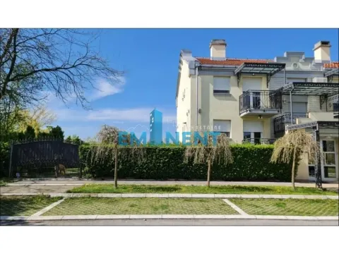 Sale, house, 360m², Bezanijska Kosa 2, Bežanijska Kosa Sve Podlokacije - image 9