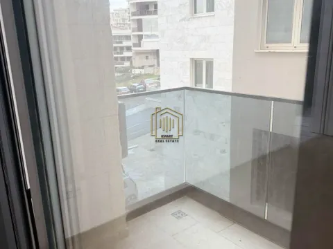 Sale, one bedroom apartment, 37m², Bečići, Budva - image 5