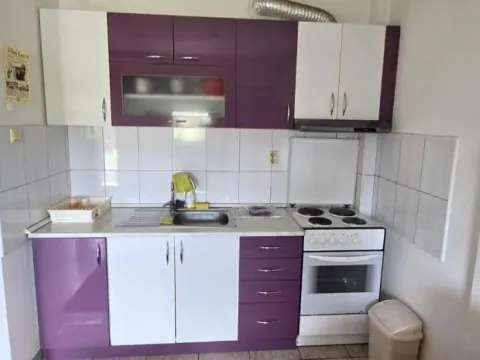 Rent, studio apartment, 27m², Bulevar patrijarha Pavla, Novi Sad Sve Podlokacije - image 4