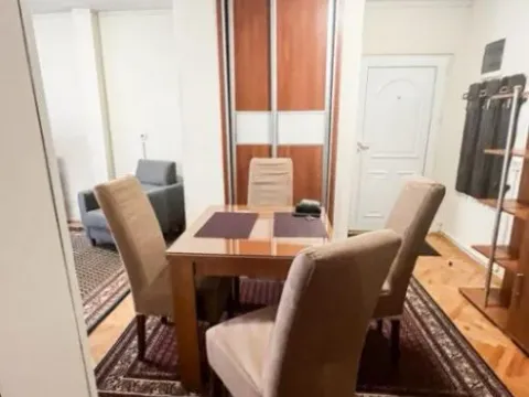 Izdavanje, dvosoban stan, 60m², Preko Morače, Podgorica - image 2