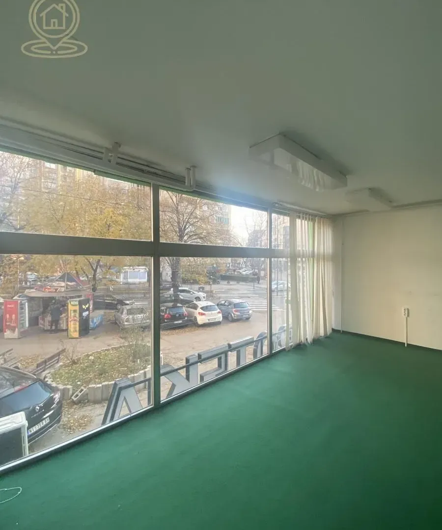 Rent, office space, 240m², Dom zdravlja, Niš