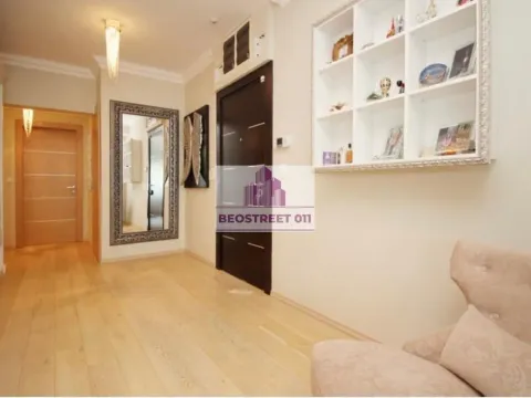 Izdavanje, stan, 146m², Dedinje Sve Podlokacije, Beograd - image 10