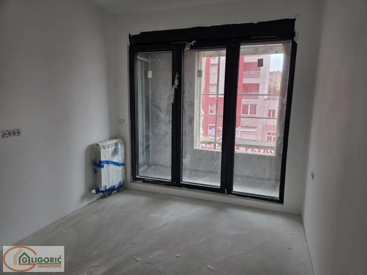 Sale, two bedroom apartment, 57m², Vukov Spomenik, Zvezdara Sve Podlokacije