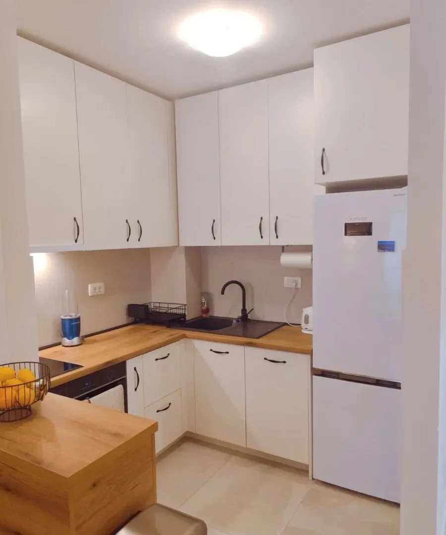 Prodaja, jednosoban stan, 40m², Central Point, Podgorica