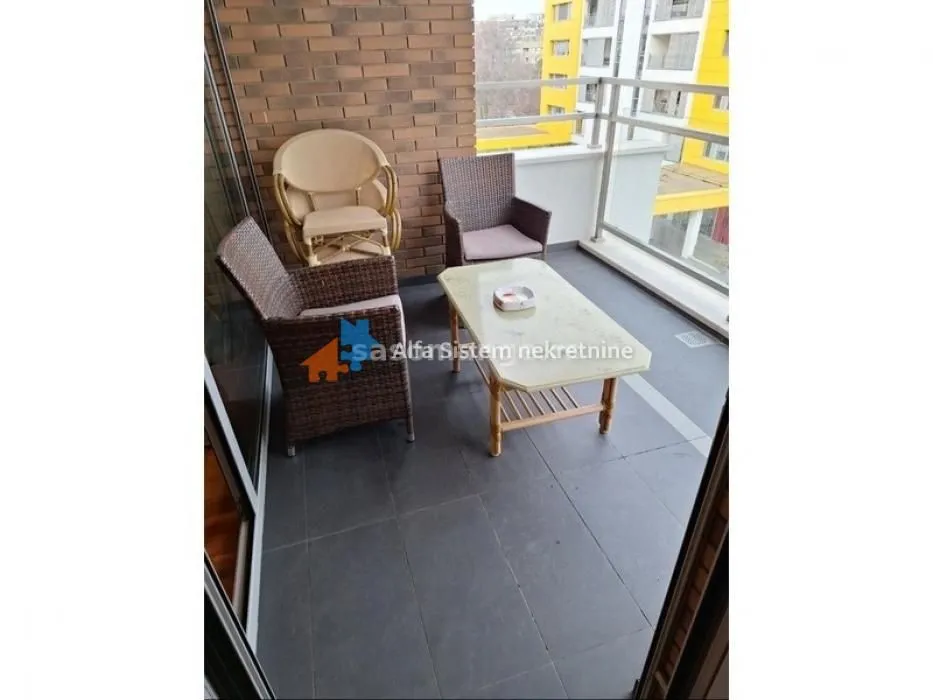 Izdavanje, dvosoban stan, 60m², Novi Beograd Sve Podlokacije, Beograd