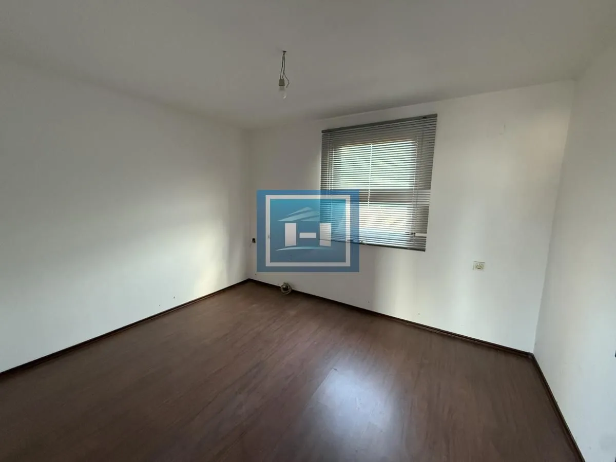 Sale, house, 350m², Centar, Jagodina