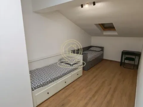 Izdavanje, trosoban stan, 80m², Savski Venac, Beograd - image 6