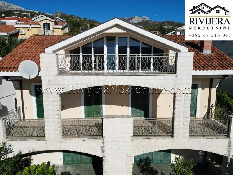 Prodaja, kuća, 270m², Topla, Herceg Novi