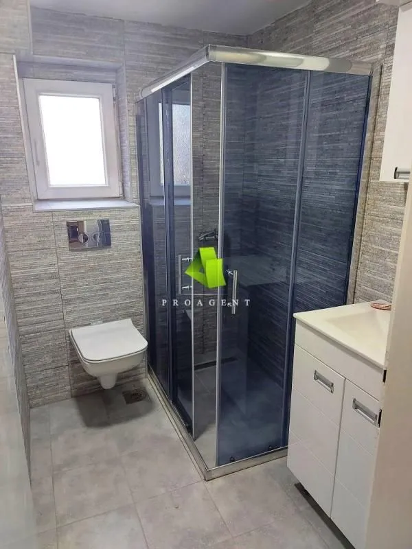 Izdavanje, dvosoban stan, 85m², Palilula, Niš