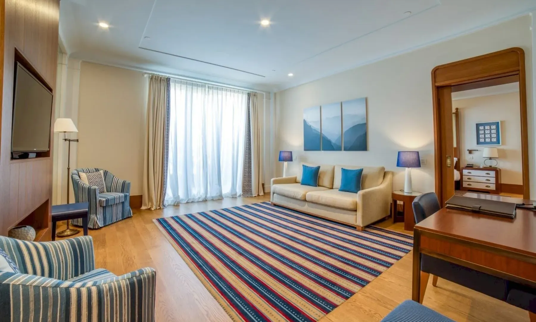 Sale, four bedroom apartment, 600m², Porto Montenegro, Tivat