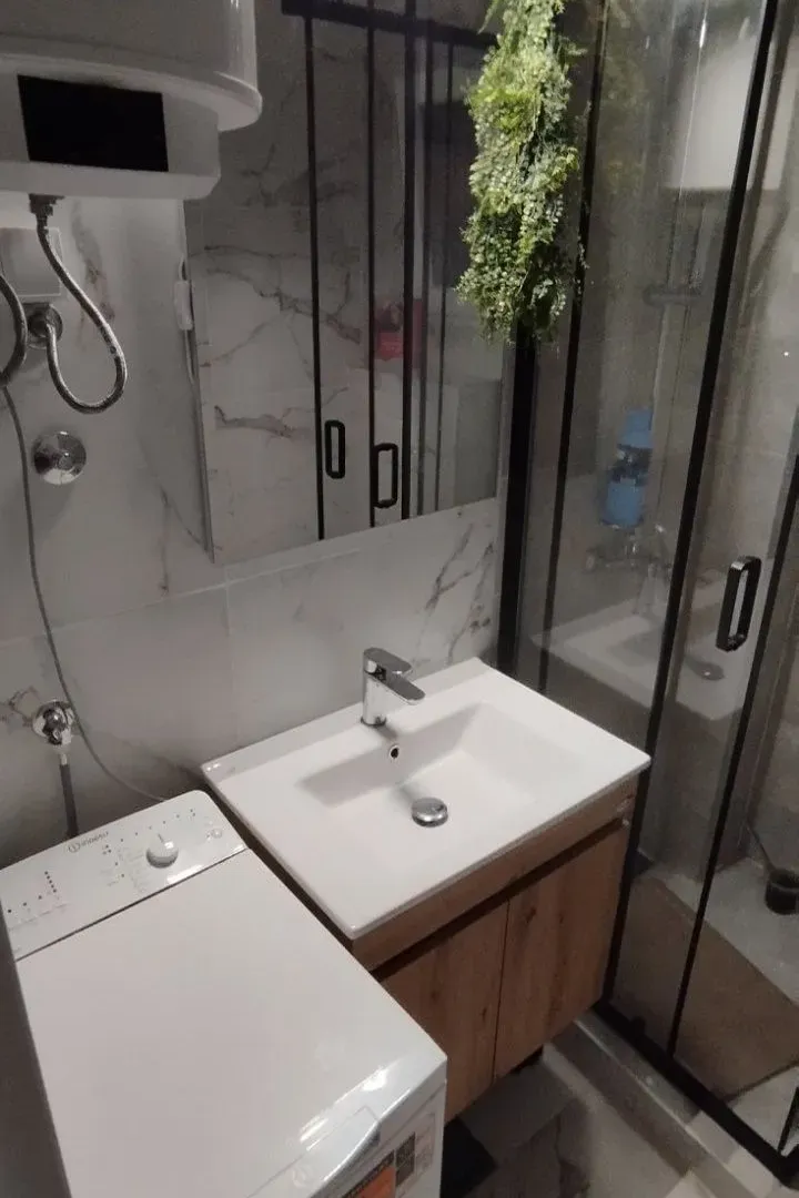 Rent, two bedroom apartment, 75m², Škaljari, Kotor