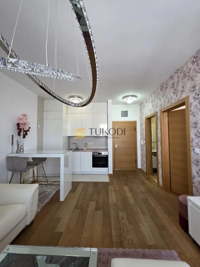 Prodaja, jednosoban stan, 34m², Centar, Novi Sad