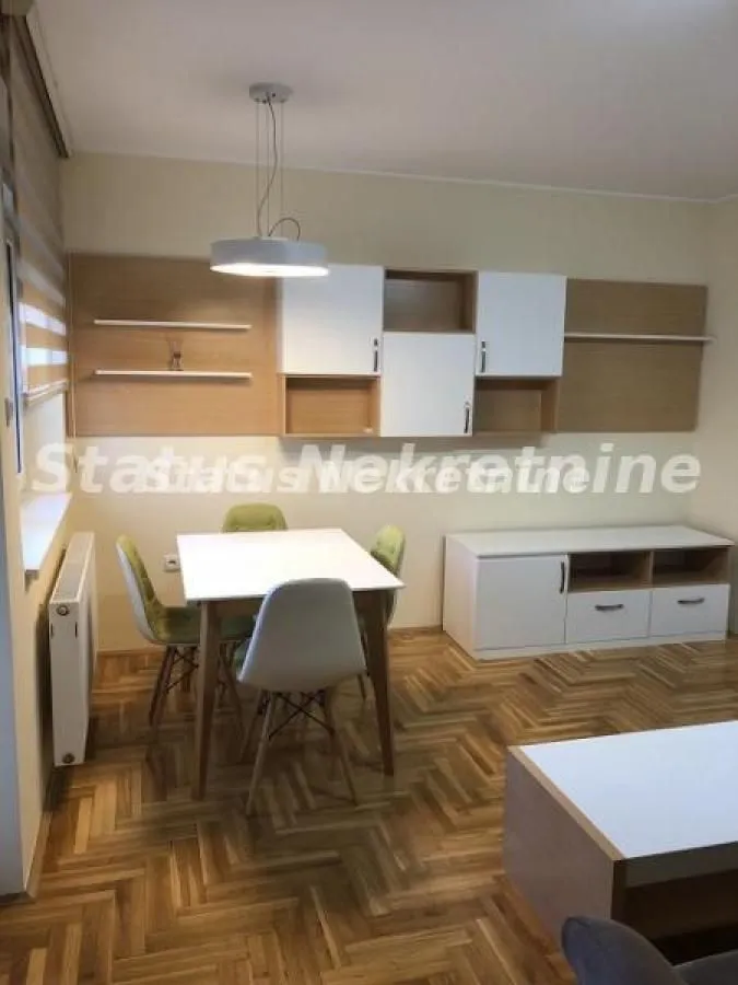 Izdavanje, dvosoban stan, 43m², Grbavica, Novi Sad Sve Podlokacije