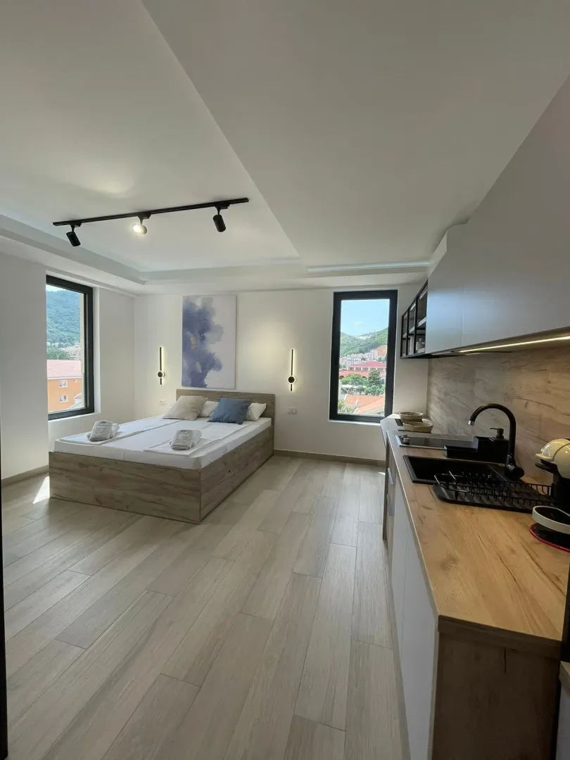 Rent, studio apartment, 30m², Budva, Crna Gora