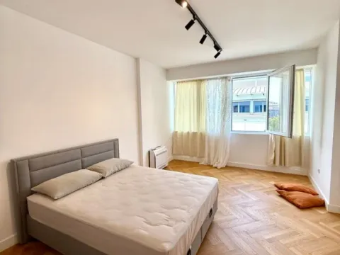 Izdavanje, dvosoban stan, 70m², Centar, Podgorica - image 5