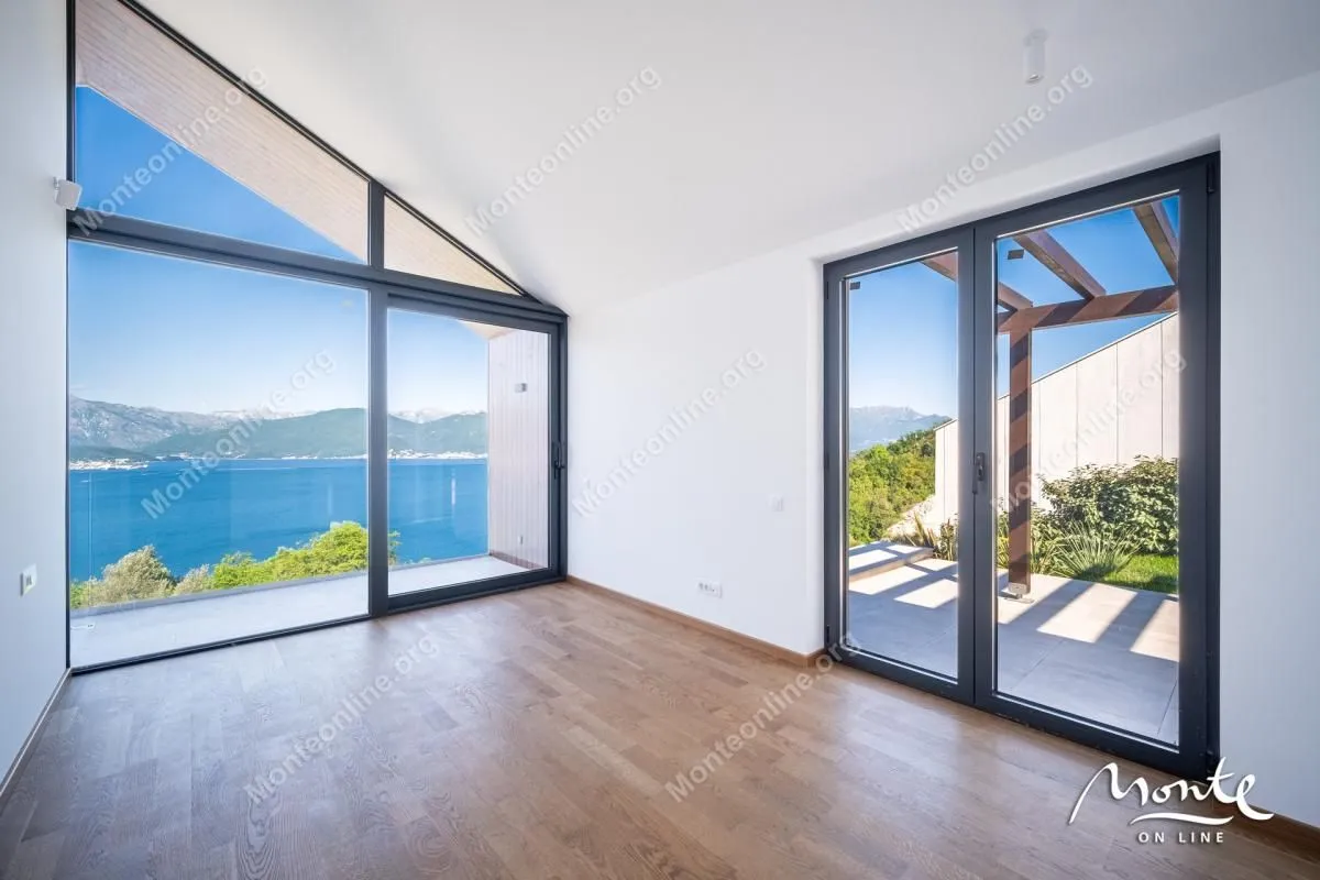 Prodaja, kuća, 173m², Krašići, Tivat