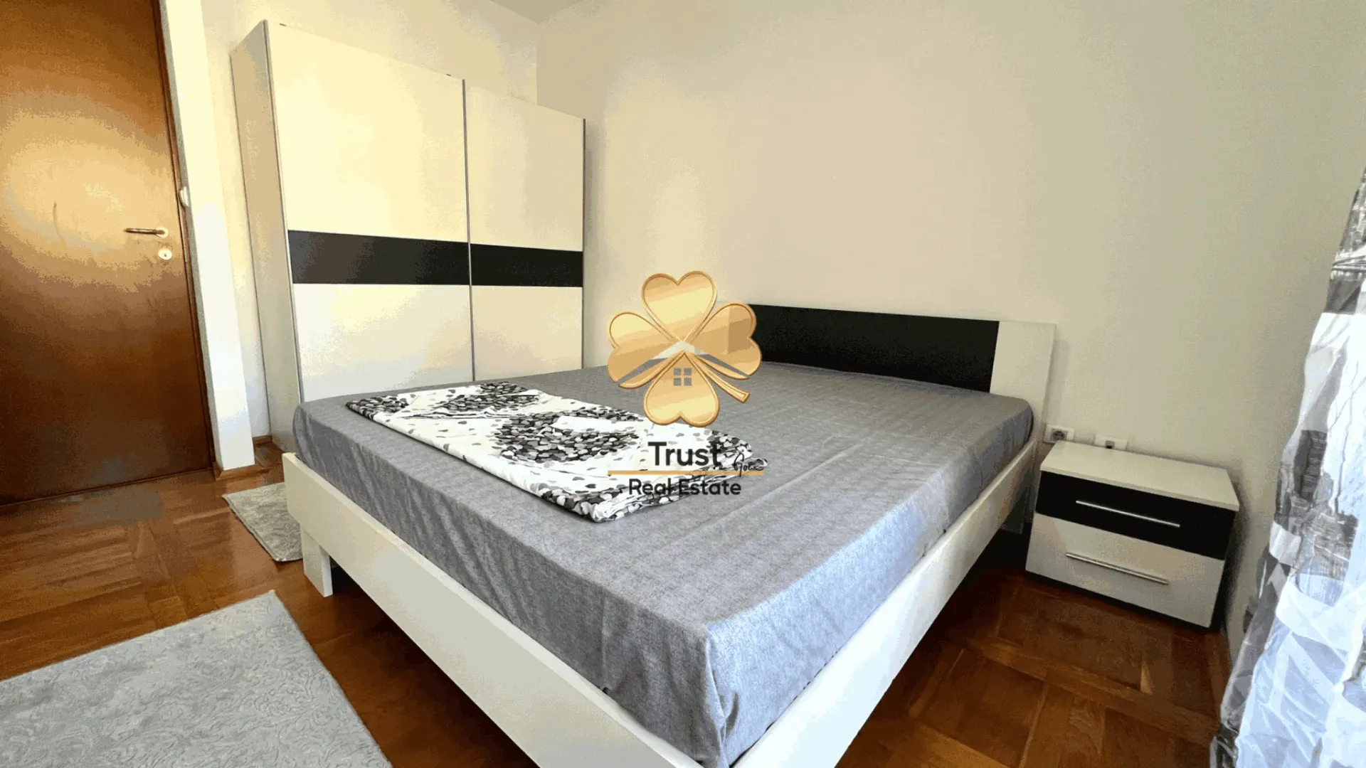 Izdavanje, dvosoban stan, 80m², Stari Aerodrom, Podgorica
