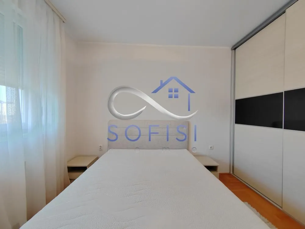 Izdavanje, jednosoban stan, 45m², Bulevar Evrope, Novi Sad Sve Podlokacije