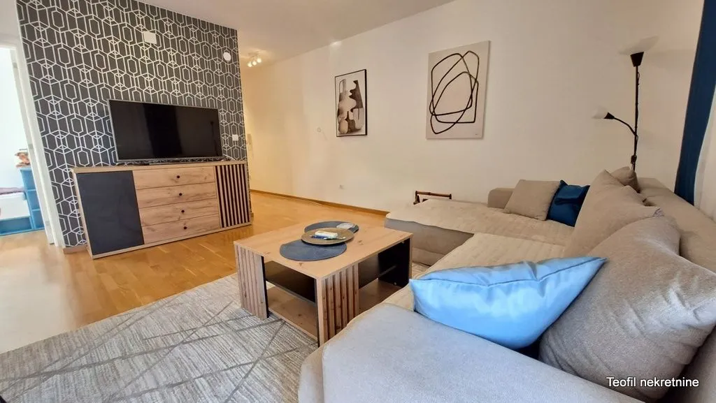 Rent, two bedroom apartment, 65m², Crveni Krst, Niš