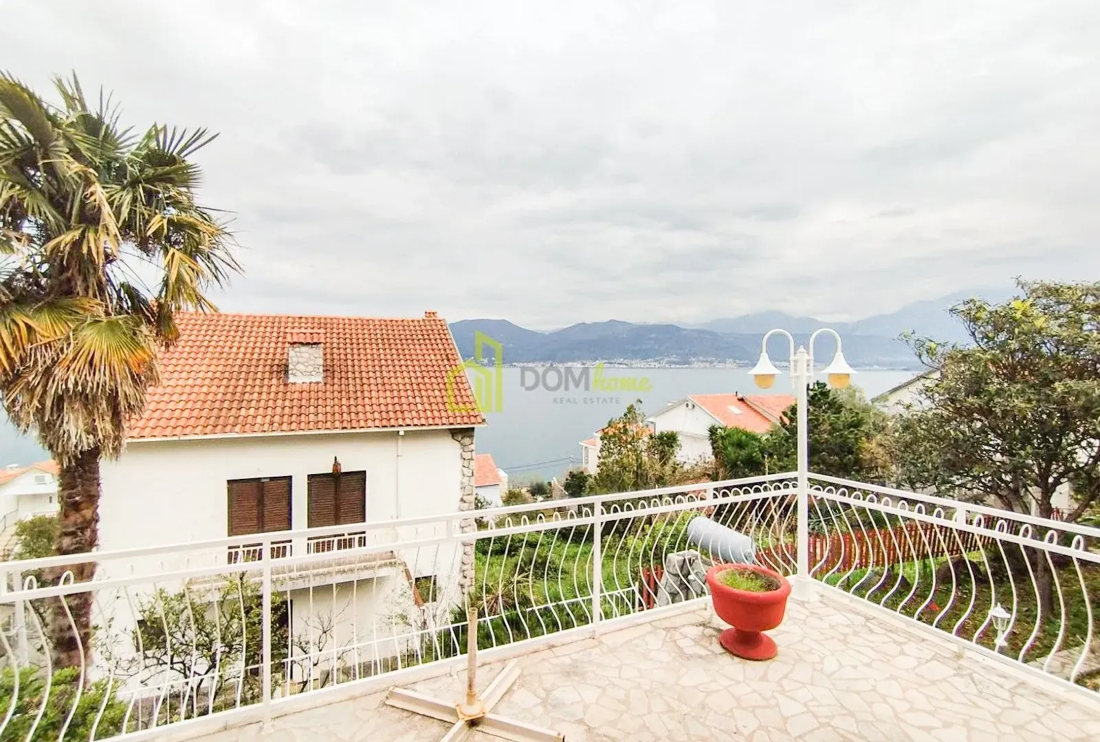 Sale, house, 280m², Krašići, Tivat