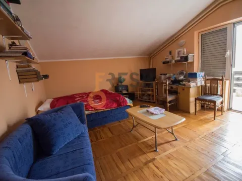 Sale, house, 400m², Zagorič, Podgorica - image 16