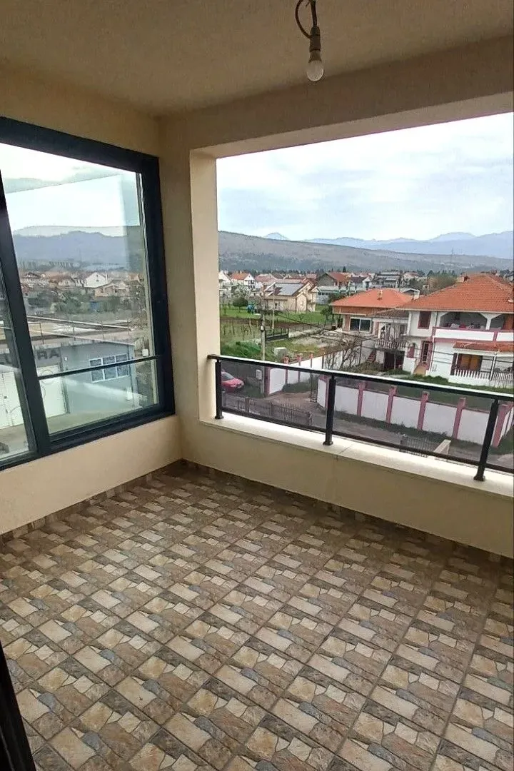 Rent, apartment, 180m², Gornja Gorica, Podgorica