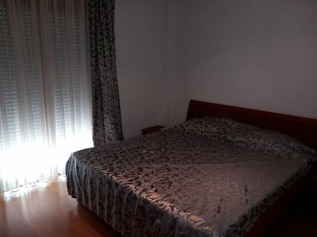 Izdavanje, trosoban stan, 105m², Preko Morače, Podgorica