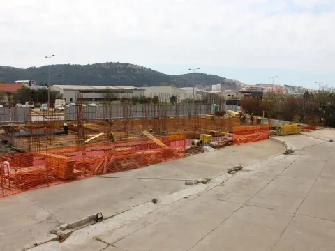 Prodaja, stan, 6000m², Bar, Crna Gora - image 3