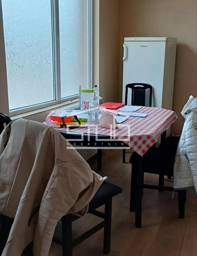 Prodaja, trosoban stan, 67m², Železnik, Beograd