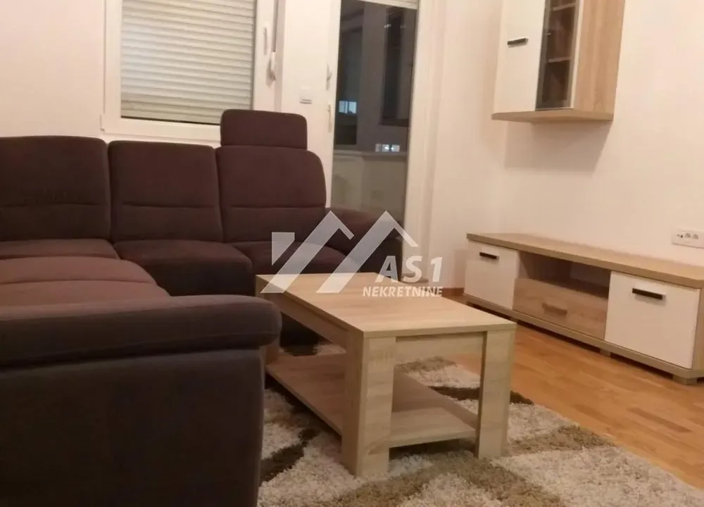 Izdavanje, dvosoban stan, 52m², Grbavica, Novi Sad Sve Podlokacije
