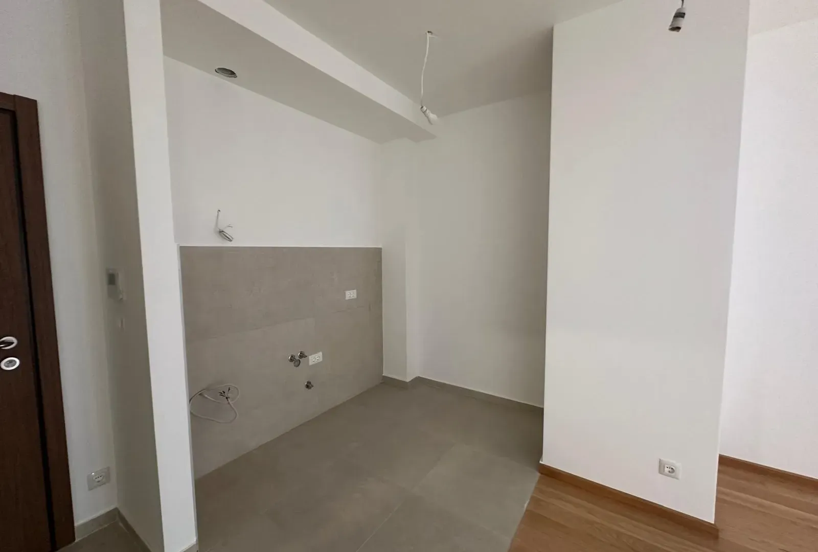 Sale, one bedroom apartment, 42m², Bečići, Budva