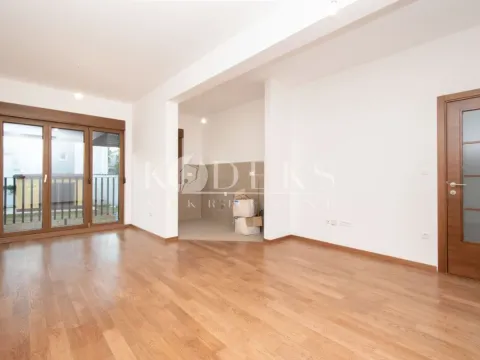 Prodaja, jednosoban stan, 46m², Vezirov Most, Podgorica - image 5