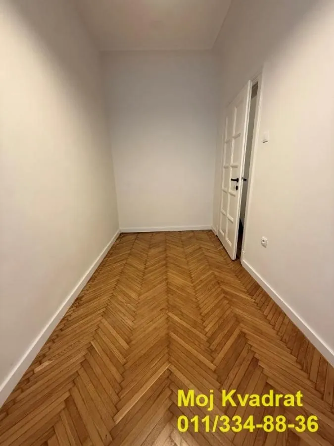 Izdavanje, trosoban stan, 70m², Stari Grad, Beograd