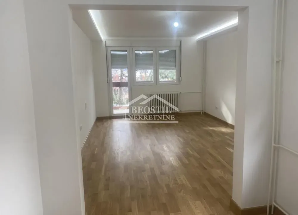 Prodaja, trosoban stan, 72m², Zvezdara Sve Podlokacije, Beograd