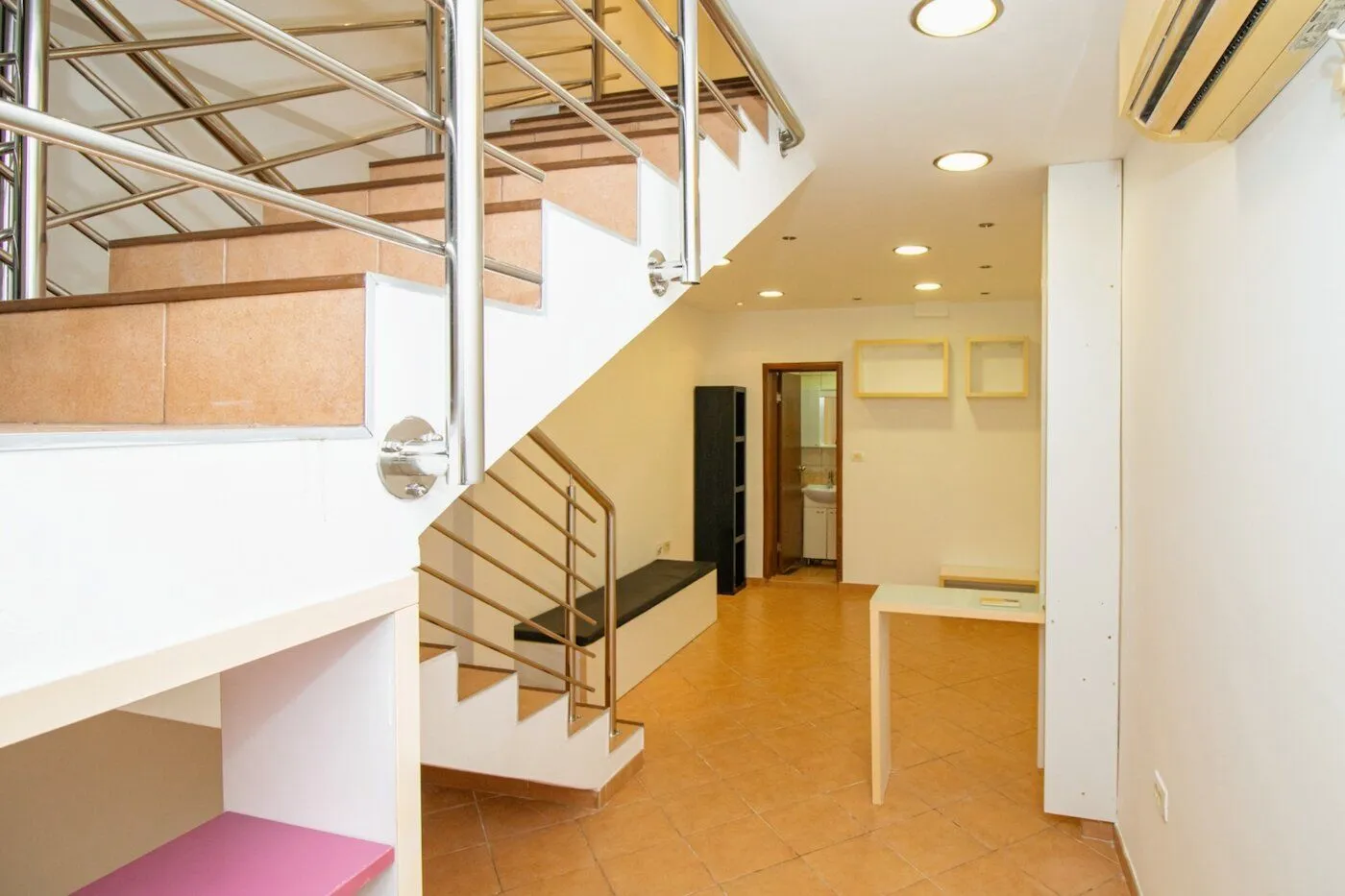 Rent, office space, 46m², Centar, Podgorica
