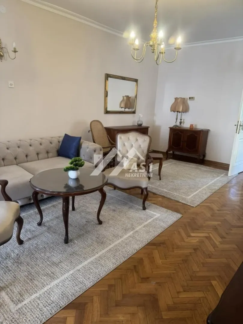 Izdavanje, kuća, 150m², Ruma, Srbija