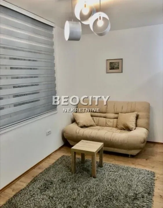 Prodaja, stan, 35m², Petrovaradin, Novi Sad
