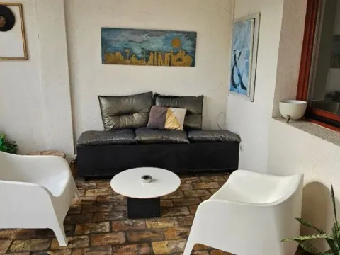 Izdavanje, poslovni prostor, 100m², Jajinci, Voždovac Sve Podlokacije - image 2