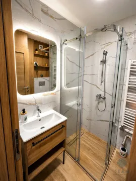 Rent, one bedroom apartment, 42m², Centar, Kolašin - image 9